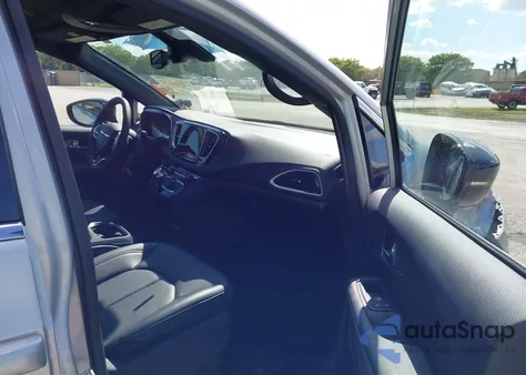 2026 Chrysler Pacifica Select из США, поврежденный, VIN 2C4RC1BGXTR171671